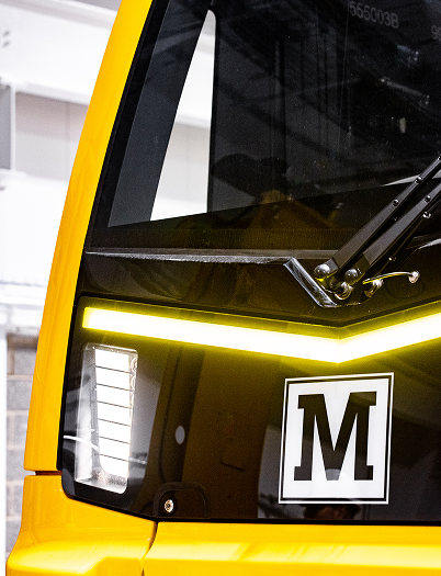 The front of a Nexus metro