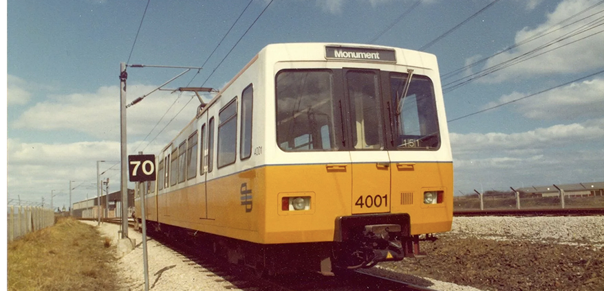 A vintage Nexus metro
